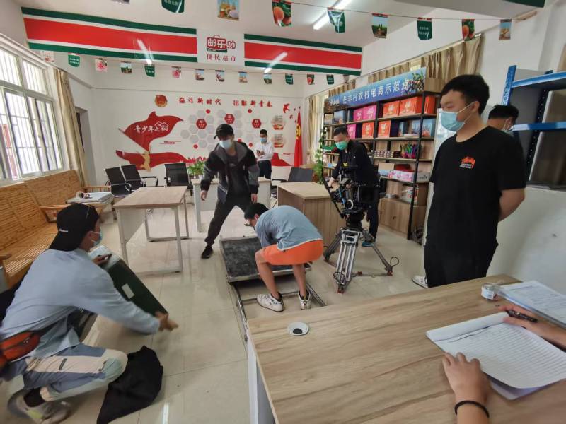 临高县广告片拍摄公司：极简主义践行者，少即是多的视觉哲学